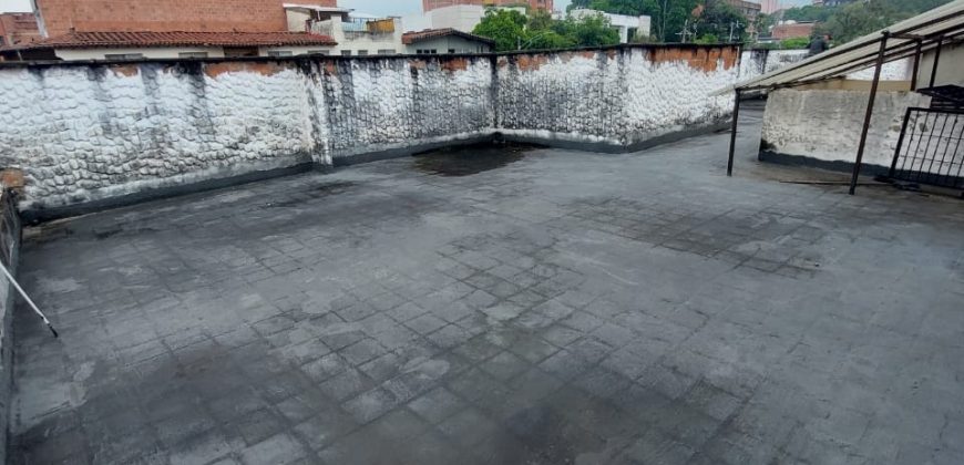 ARRIENDO CASA LOCAL EN LA AMERICA