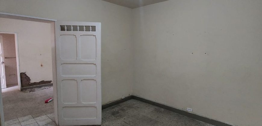 ARRIENDO CASA LOCAL EN LA AMERICA