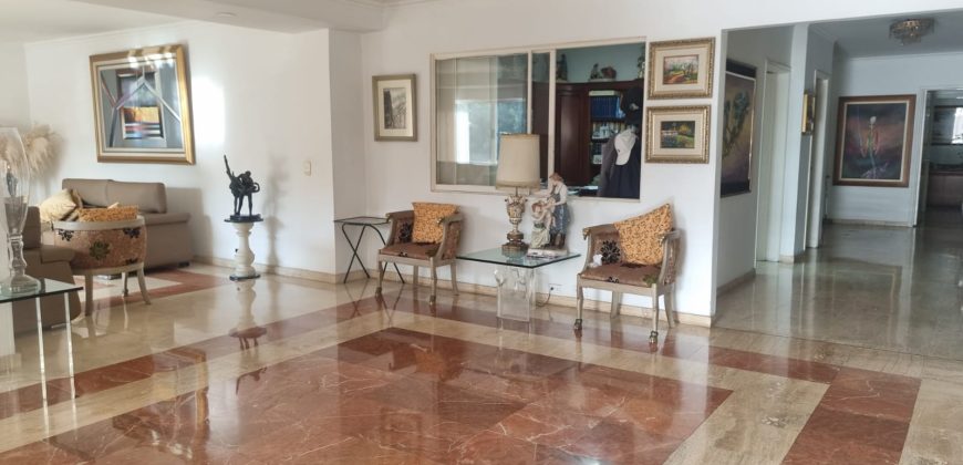 VENDO APARTAMENTO EN EL POBLADO