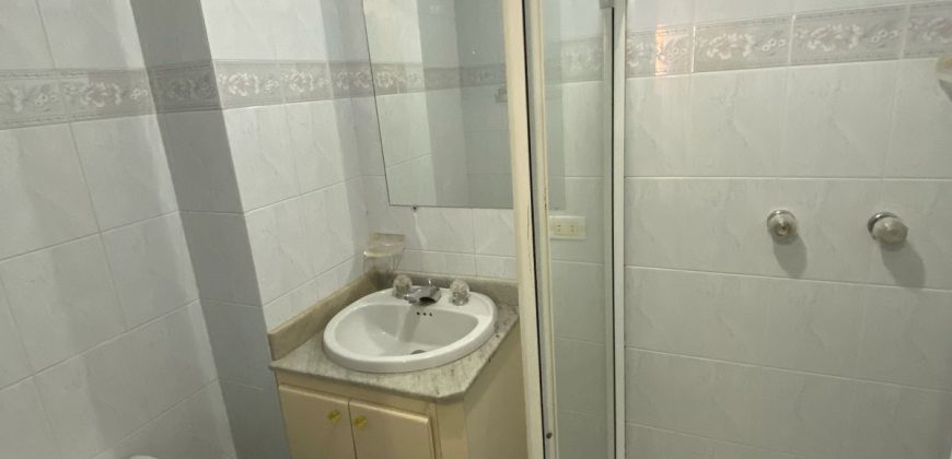 VENDO APARTAMENTO EN LAURELES