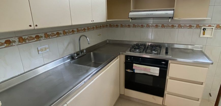 VENDO APARTAMENTO EN LAURELES