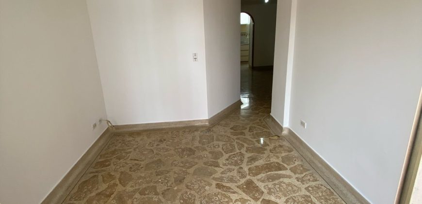 VENDO APARTAMENTO EN LAURELES