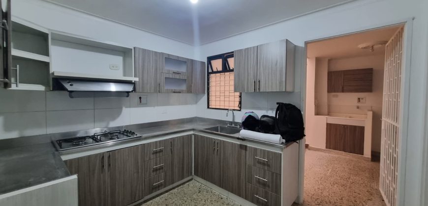 VENDO EDIFICIO EN CONQUISTADORES