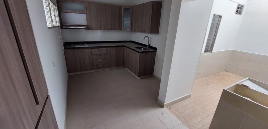 ARRIENDO CASA EN SIMÓN BOLIVAR