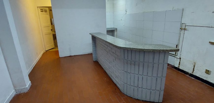 VENDO LOCAL EN LAURELES