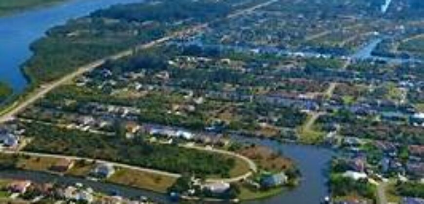 Lote 24 en Grand Junction Street en South Gulf Cove, Florida
